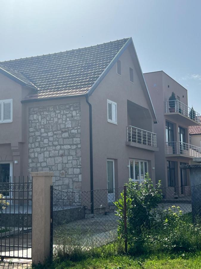 Apartman Scepanovic Nikšić Buitenkant foto